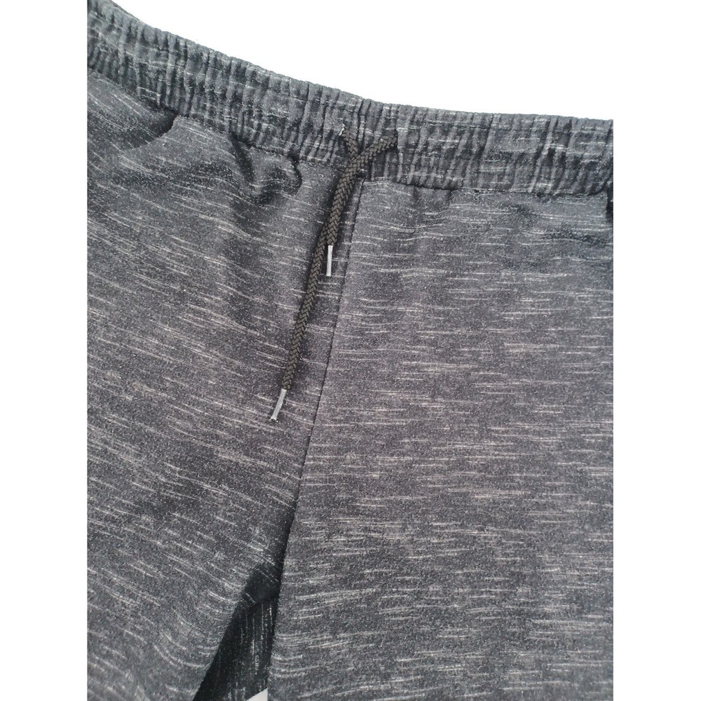 Umbro Mens Gray Large Drawstring Shorts Zip Pockets